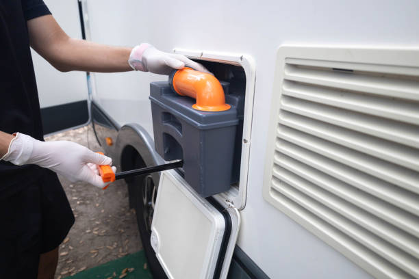 Portable Toilet Options We Offer in Cassville, MO